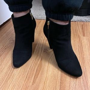Aldo black suede bootie